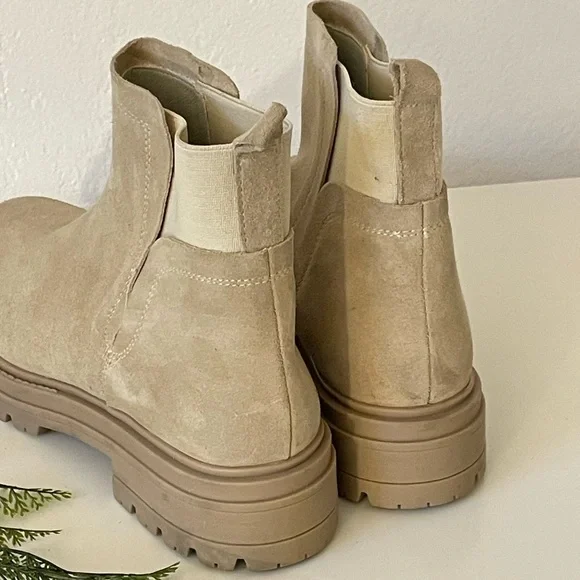 Steve Madden MOIRA Bootie Size:9.5 - Picture 3 of 5